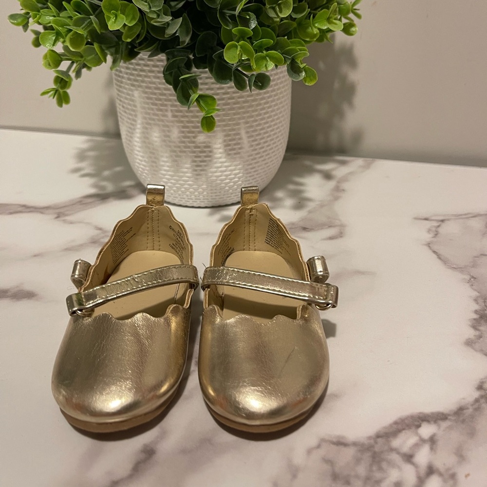 Crazy 8 girl shoes